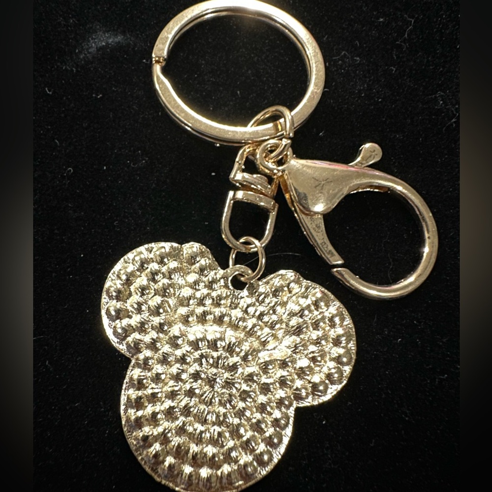Minnie mouse shaped key chain - Picture 3 of 3
